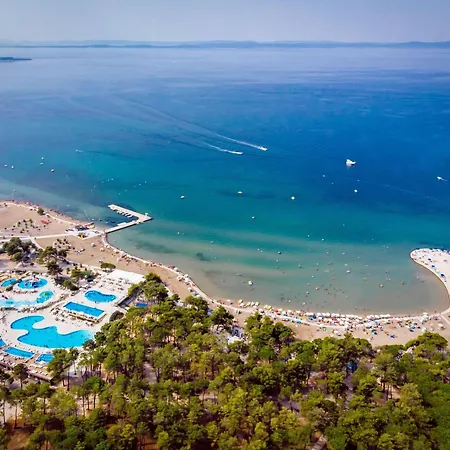 Casa de Férias Mobile Homes In Zaton Holiday Resort, With Large Pool Area Zaton (Zadar)
